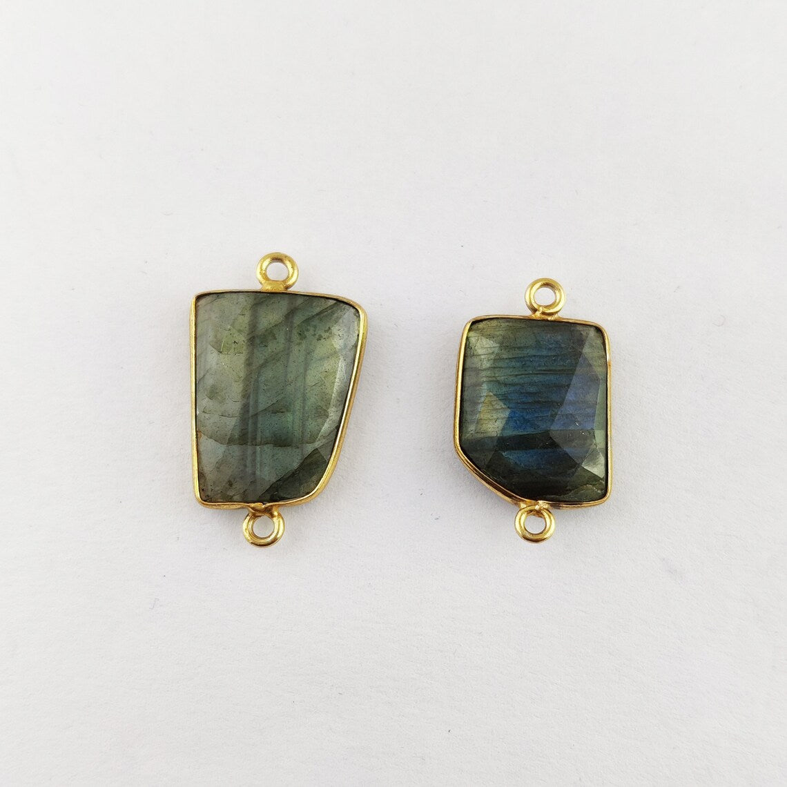 15–18mm Labradorite Connector Link Natural Free Form Gemstone Bezel Charm Gold Plated for DIY Jewelry- Selling Per Piece