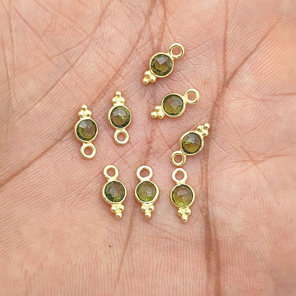 4mm Peridot Pendant Minimalist Gold Vermeil Gemstone Charm