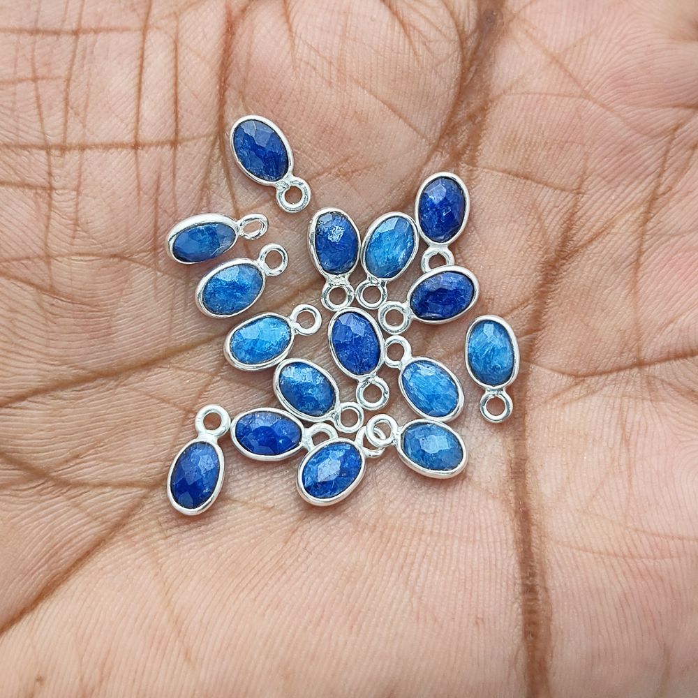 Handcrafted Deep Blue Sapphire Pendant Necklace