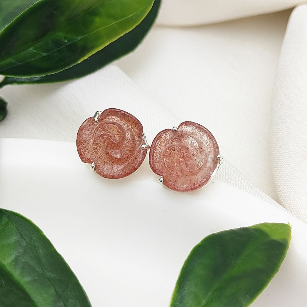 Artisan Handmade Pink Strawberry Quartz Rose Stud in 925 Silver – Single Gemstone Earring