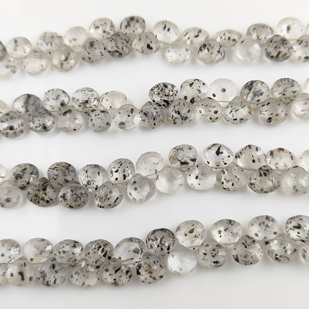 Black Dot Gemstone Beads – Add Style and Uniqueness to Your Jewelry Designs