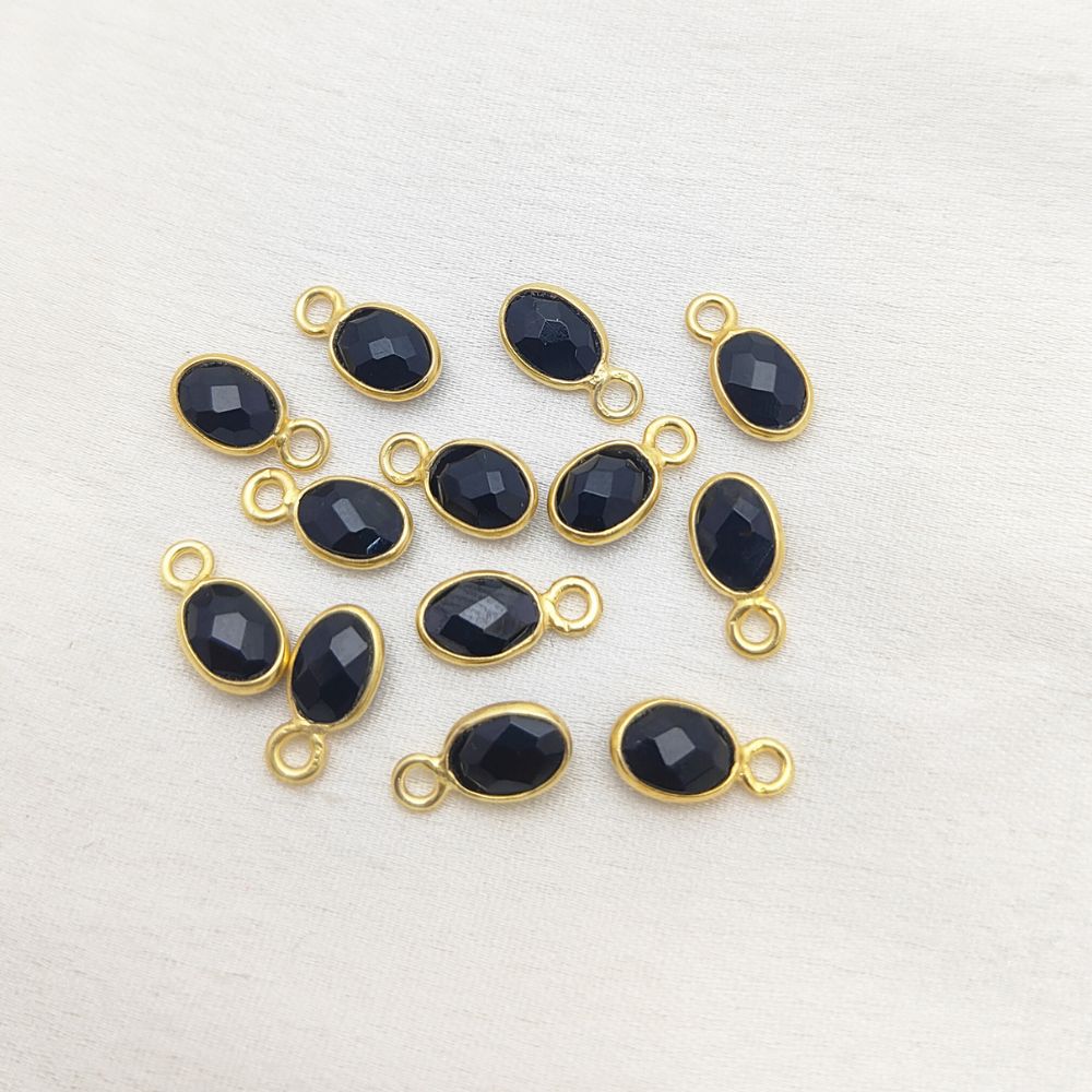4x6mm oval black onyx necklace in gold finish