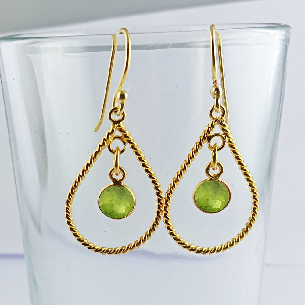 Green Peridot Gold Drop Earrings – Dainty Birthstone Jewelry for Women