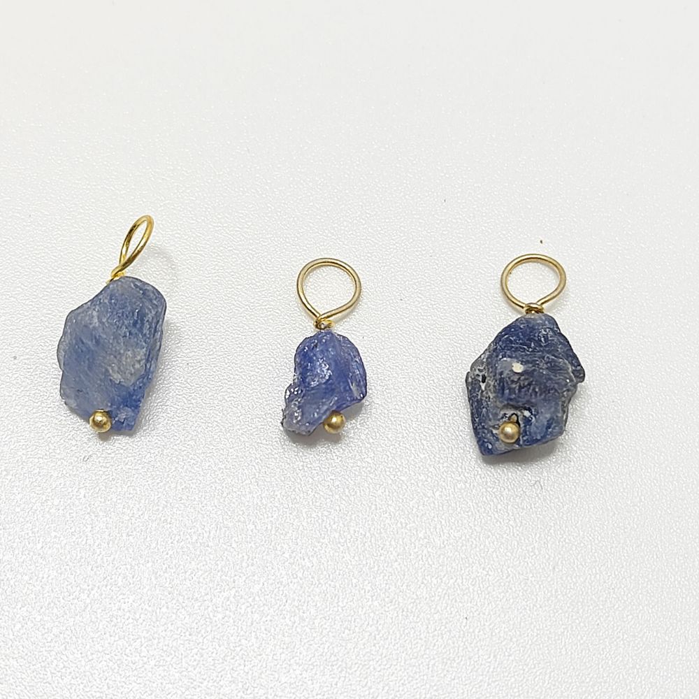 Gold-plated silver tanzanite charm – a minimalist and elegant pendant for custom necklace designs