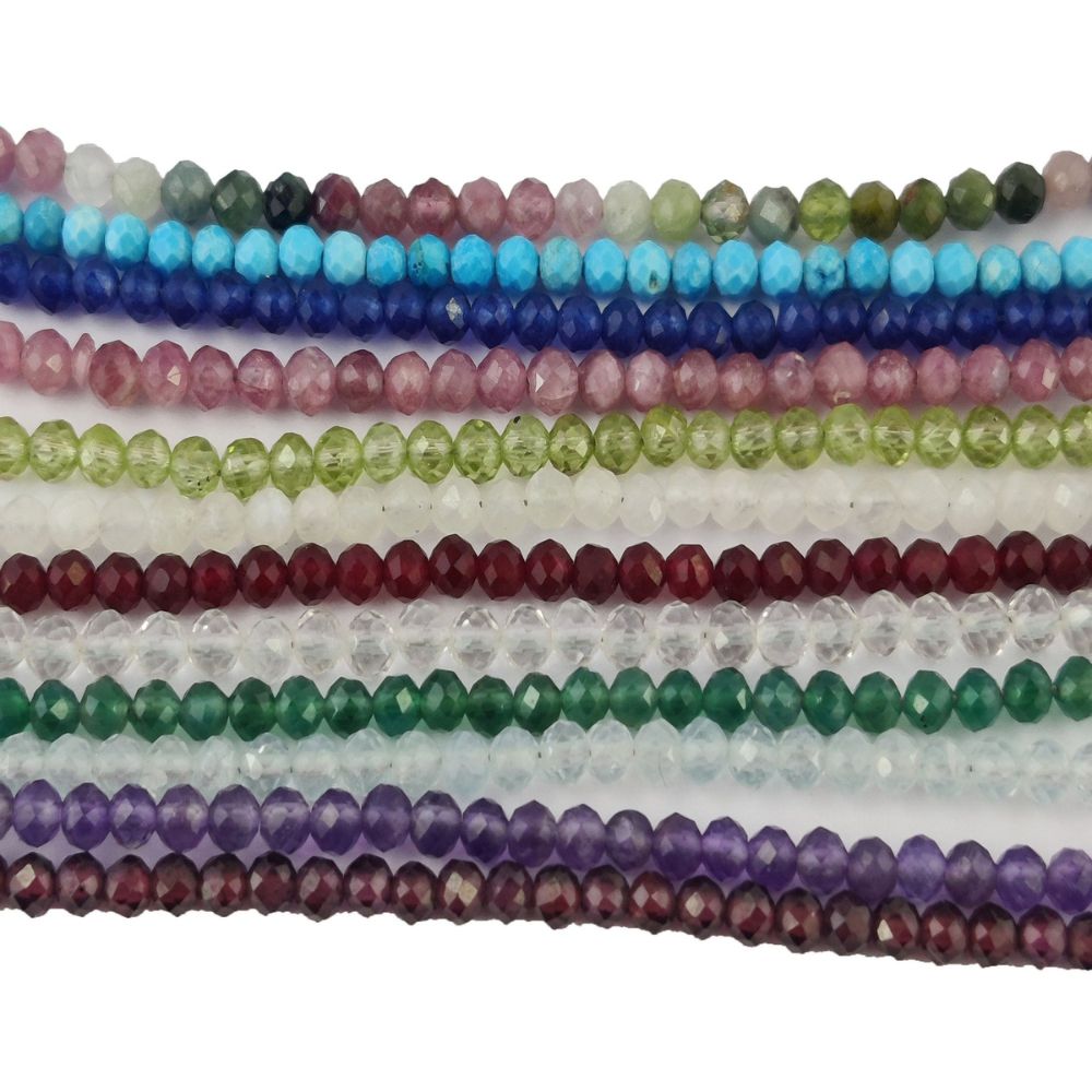 Multi-stone gemstone statement necklace for women – adjustable and versatile jewelry