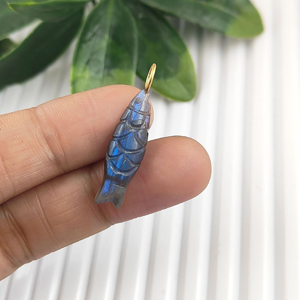 Unique natural labradorite crystal pendant with gold plated silver setting
