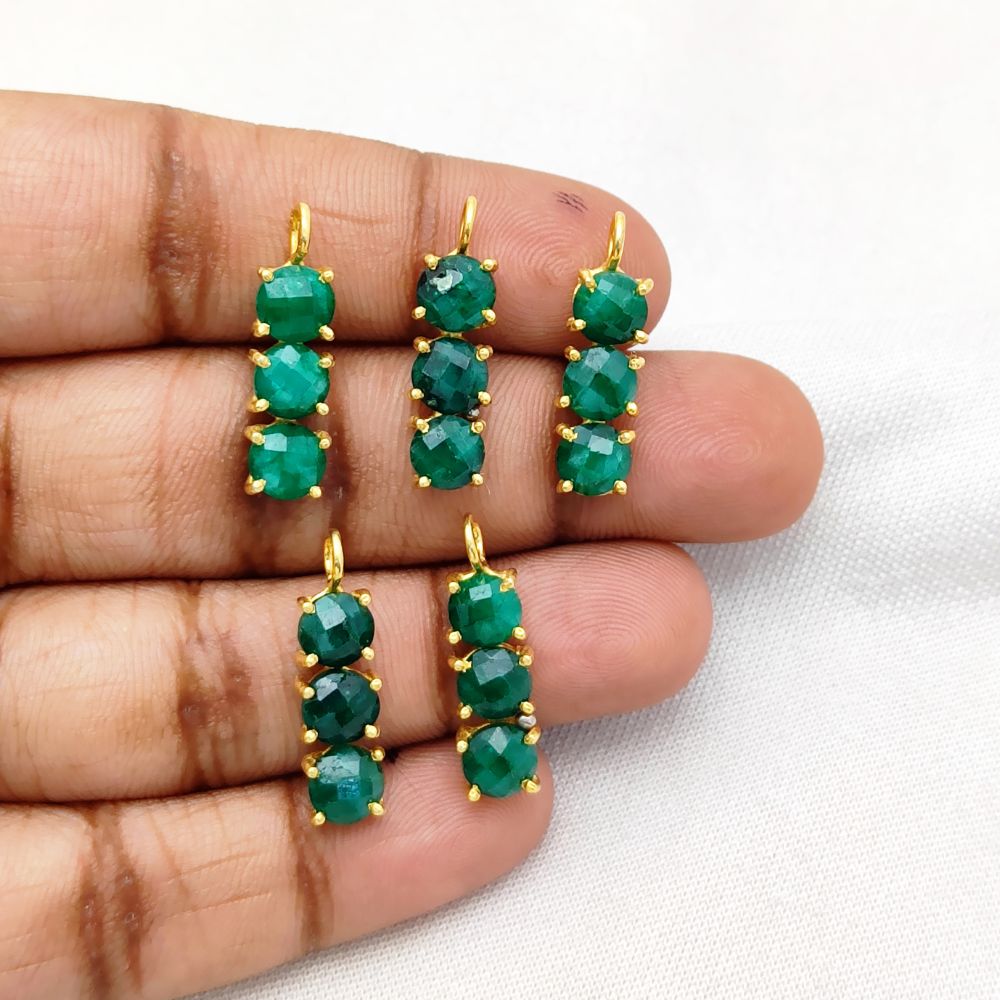 Elegant green gemstone pendant in sterling silver