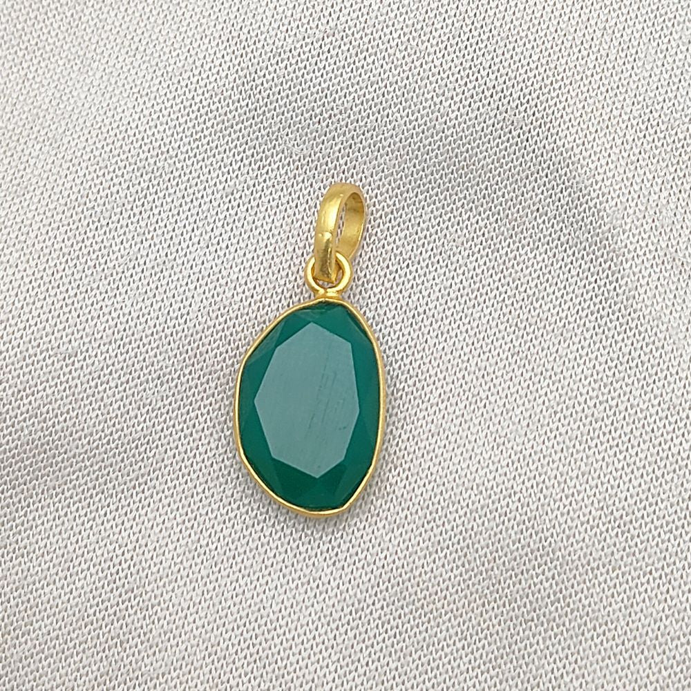 Handcrafted Emerald Gemstone Pendant Uneven Shape Gold/Silver Plated Necklace Charm