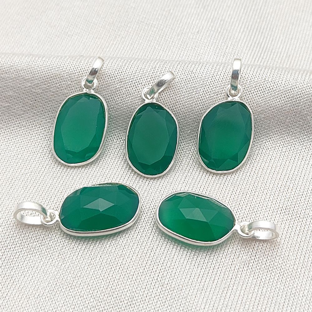 Handcrafted Emerald Gemstone Pendant Uneven Shape Gold/Silver Plated Necklace Charm