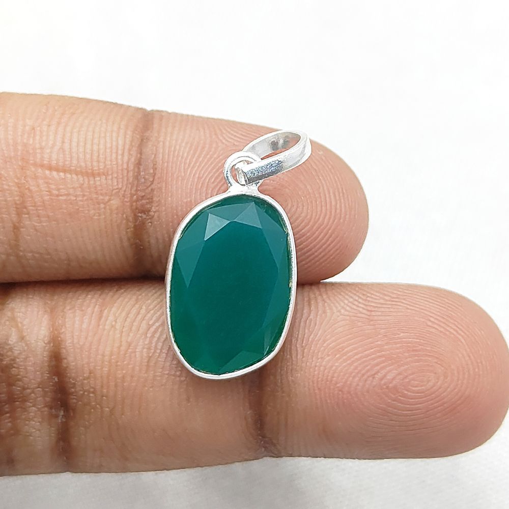 Handcrafted Emerald Gemstone Pendant Uneven Shape Gold/Silver Plated Necklace Charm