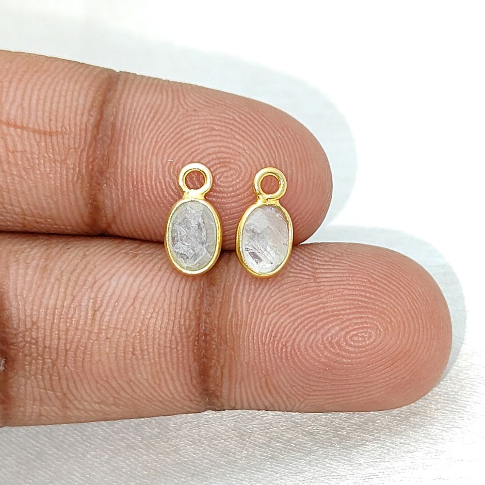 Boho moonstone pendant with shimmering blue flash