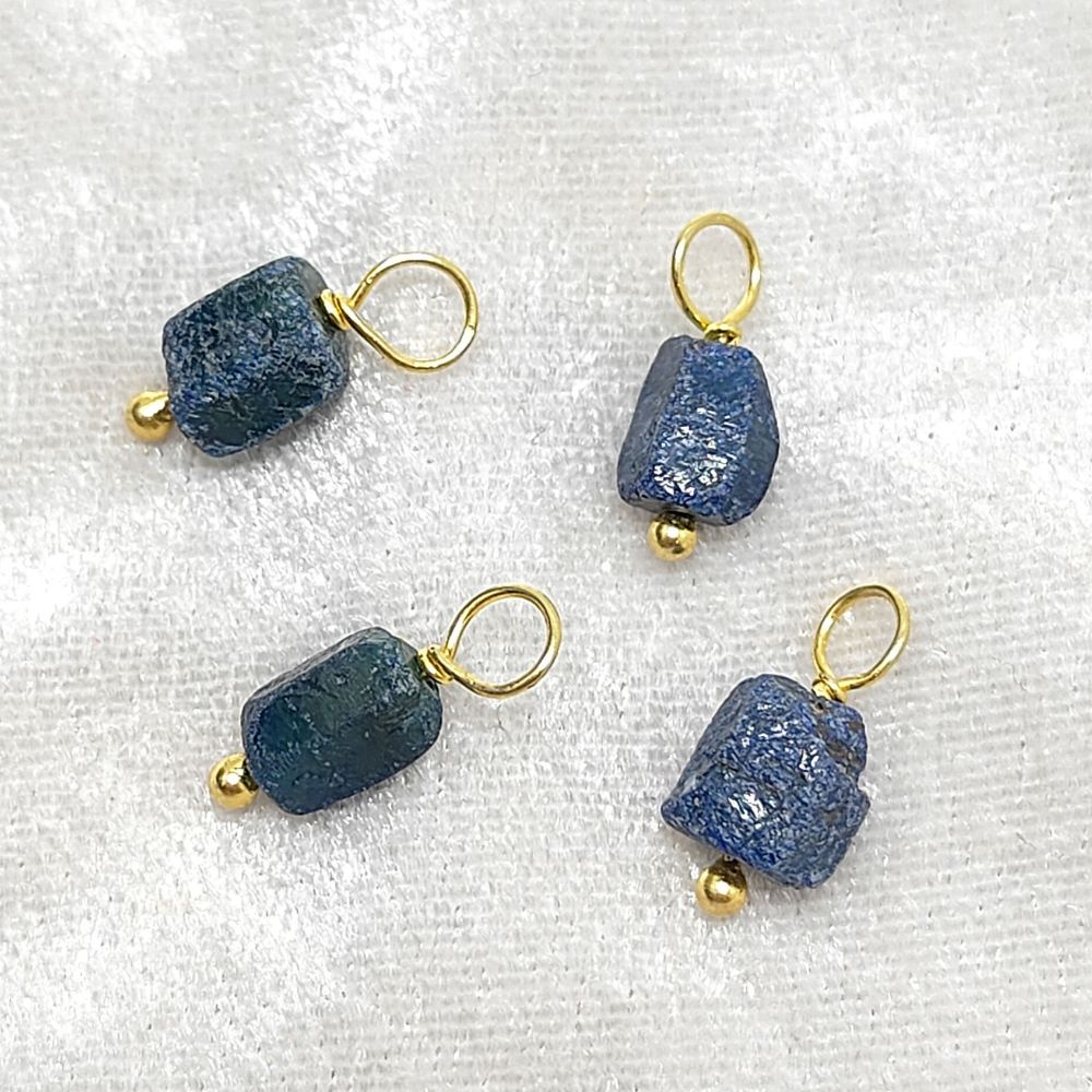 Handcrafted gold-plated sapphire pendant – a unique and delicate addition to your jewelry collection