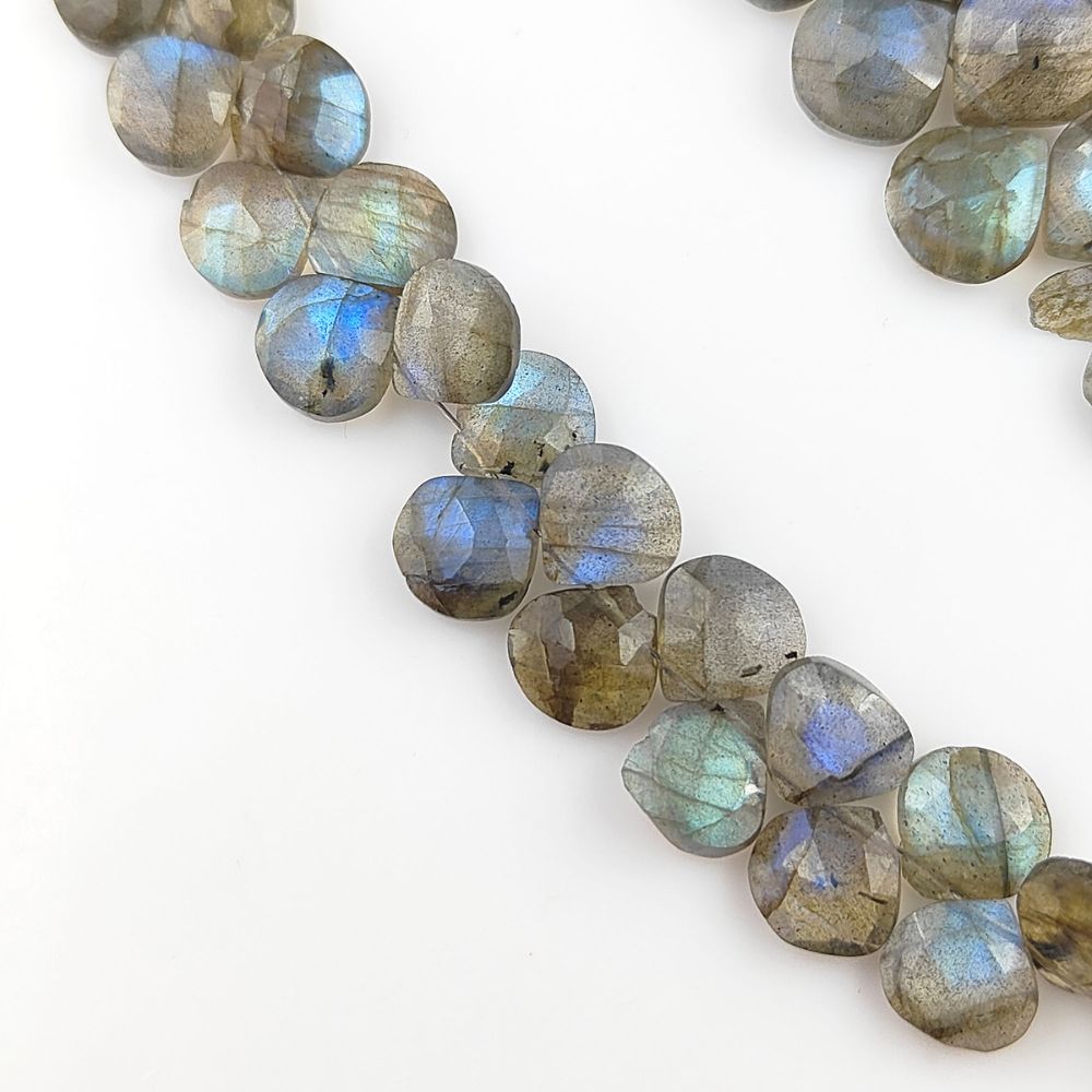 Labradorite Heart Crystals – Ideal for Jewelry Making and Spiritual Creations