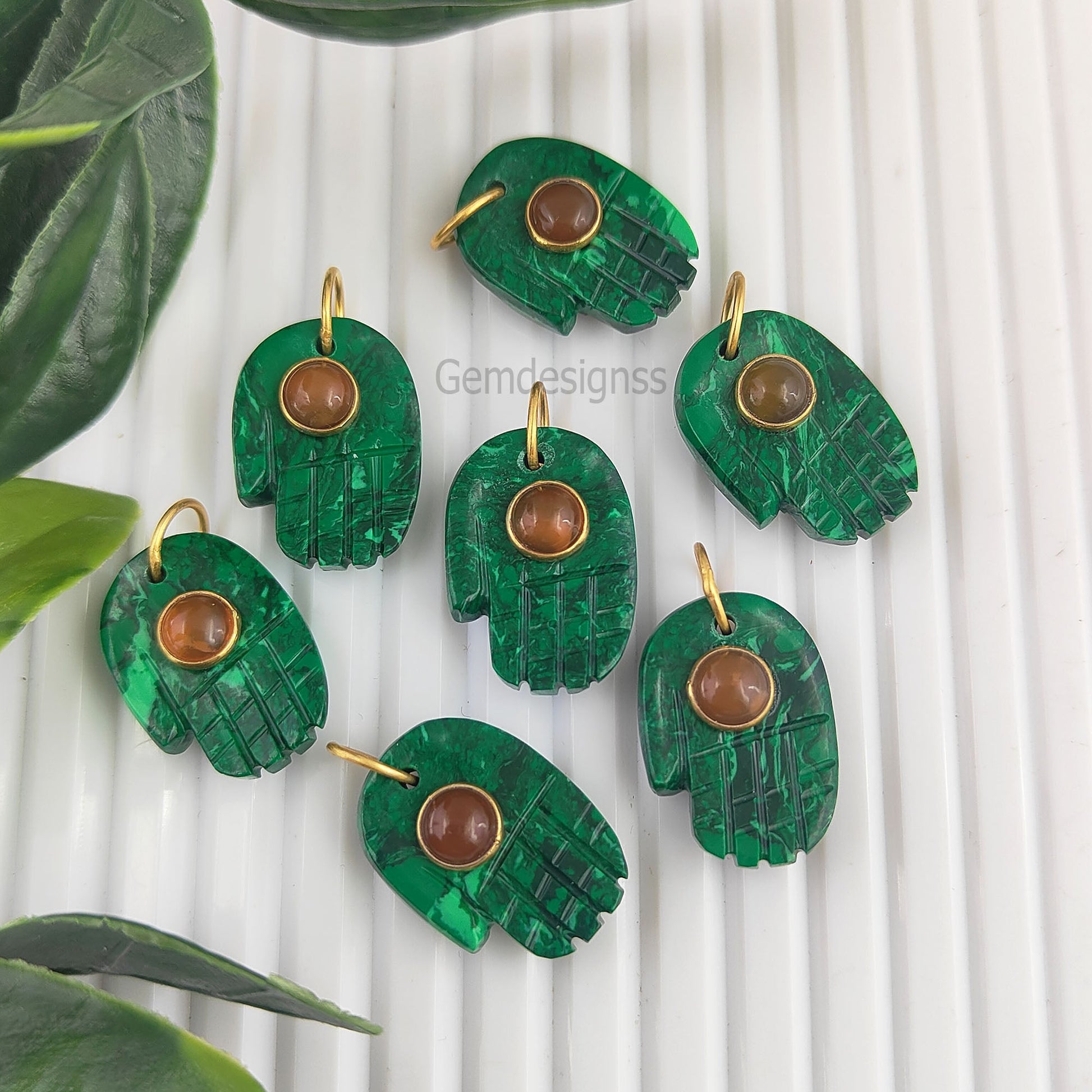 Green Malachite Hand-Carved Hamsa Hand Gemstone Pendant - Gold Vermeil