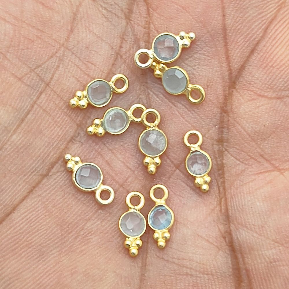 Minimal Aquamarine Pendant 4mm Healing Crystal in Gold Vermeil