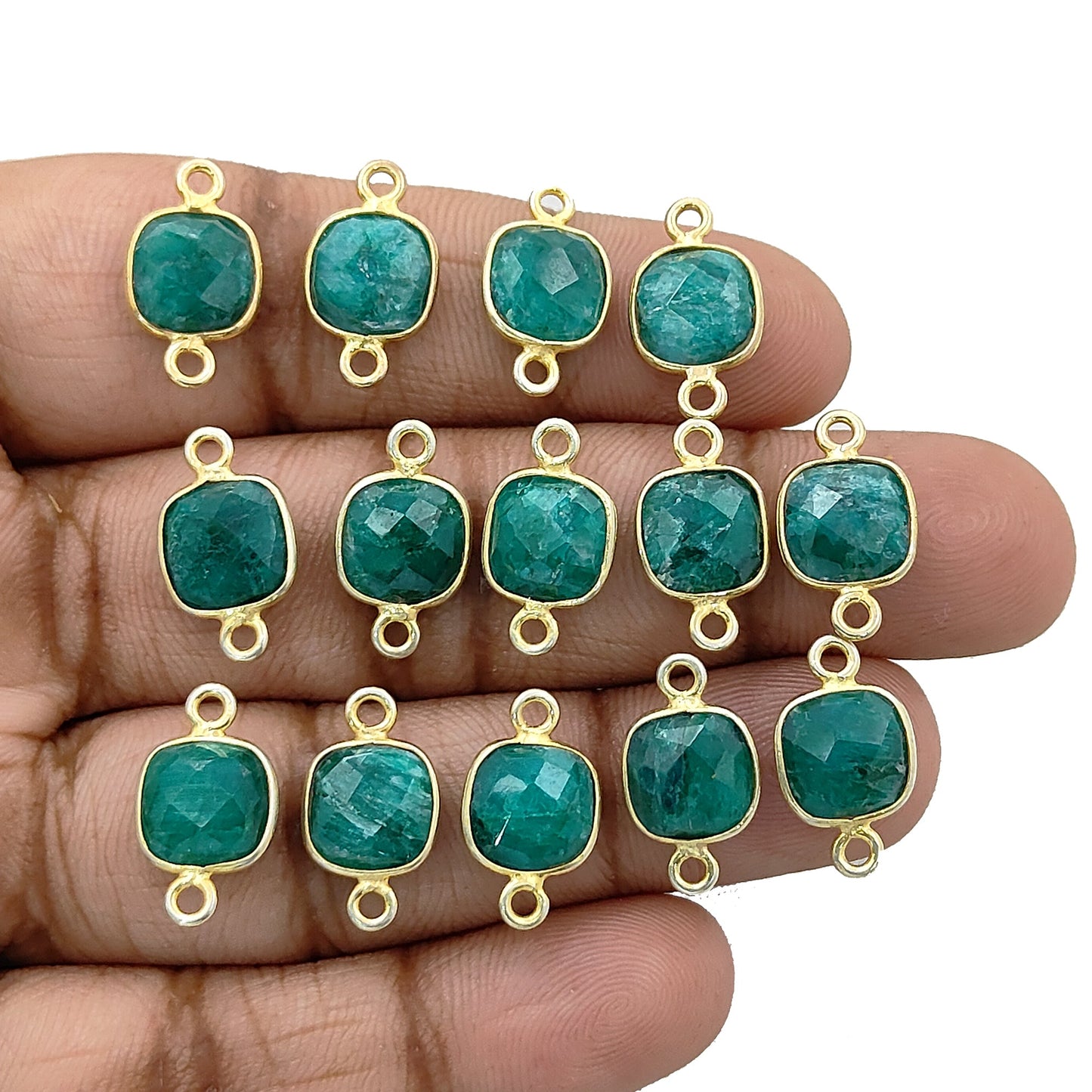 Cushion Cut Connector