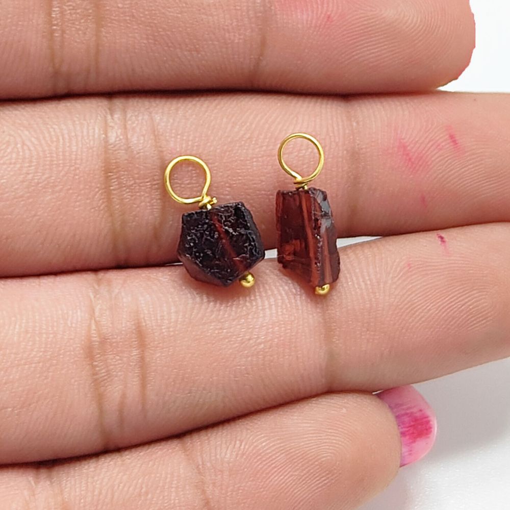 Dainty and minimalist garnet charm – ideal for elegant DIY jewelry and custom accessories