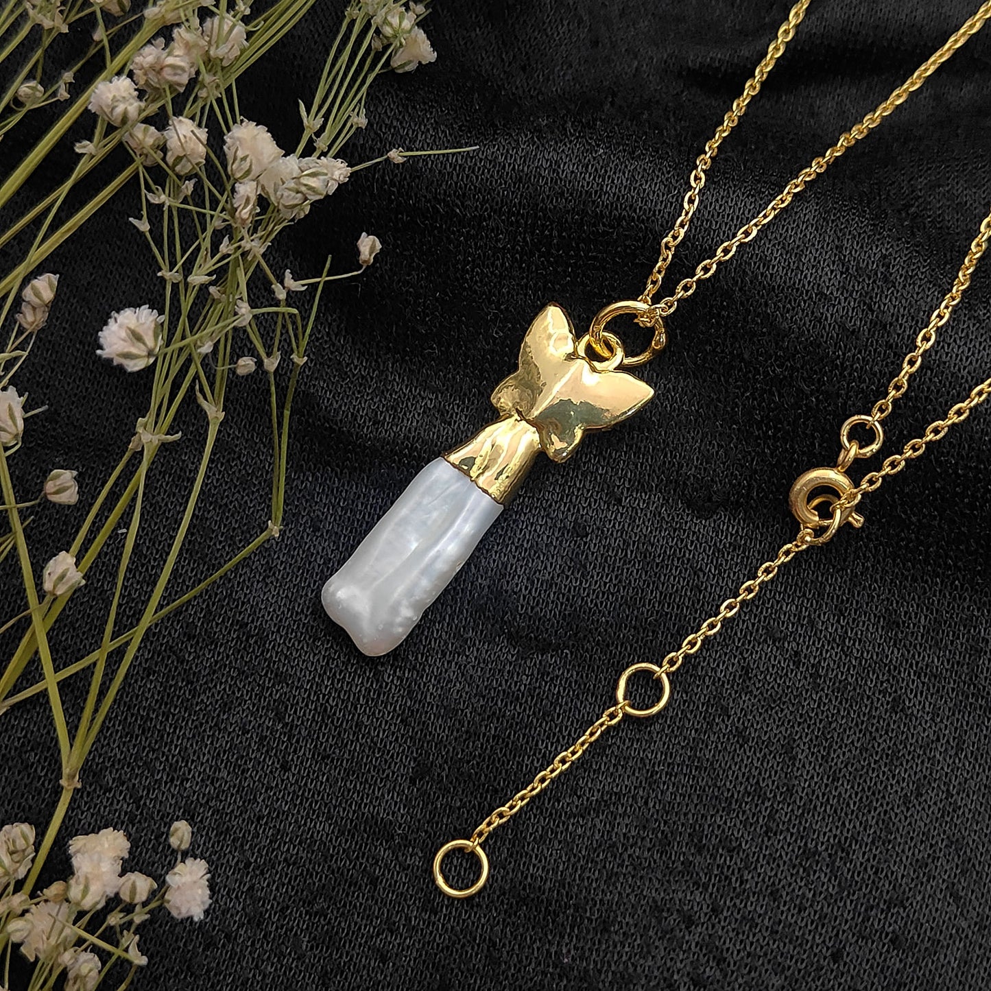 Elegant Handmade White Biwa Pearl Necklace with Gold Butterfly Pendant Freshwater Stick Pearl Jewelry