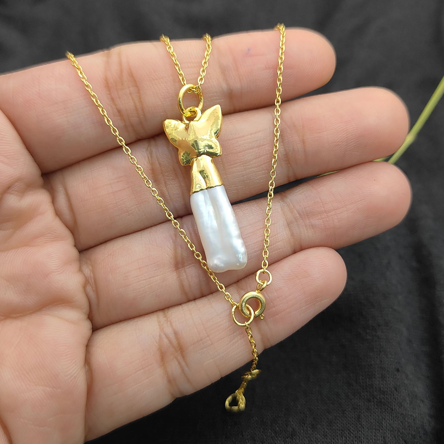 Elegant Handmade White Biwa Pearl Necklace with Gold Butterfly Pendant Freshwater Stick Pearl Jewelry