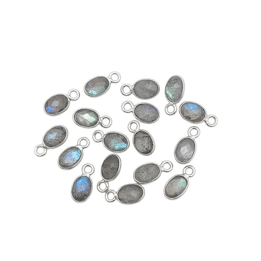 Natural Labradorite Pendant – 4x6mm Oval Gemstone in Sterling Silver