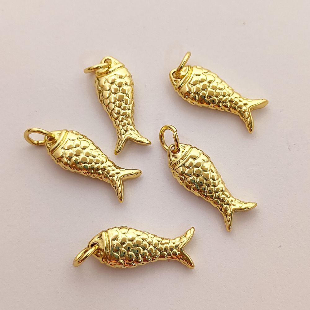 Trendy Gold Fish Pendant Charm Necklace, Anti Tarnish Gold Plated Fish Design, Ocean Inspired Jewelry Gift for Women