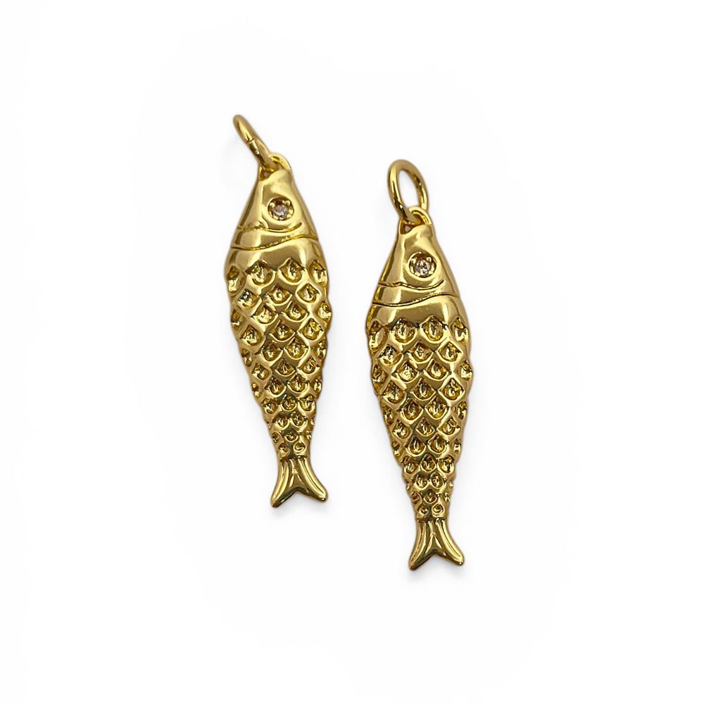 18K Gold Cubic Zirconia Fish Charm, Ocean Inspired Nautical Pendant for Bracelet, Necklace & Jewelry Making Supplies