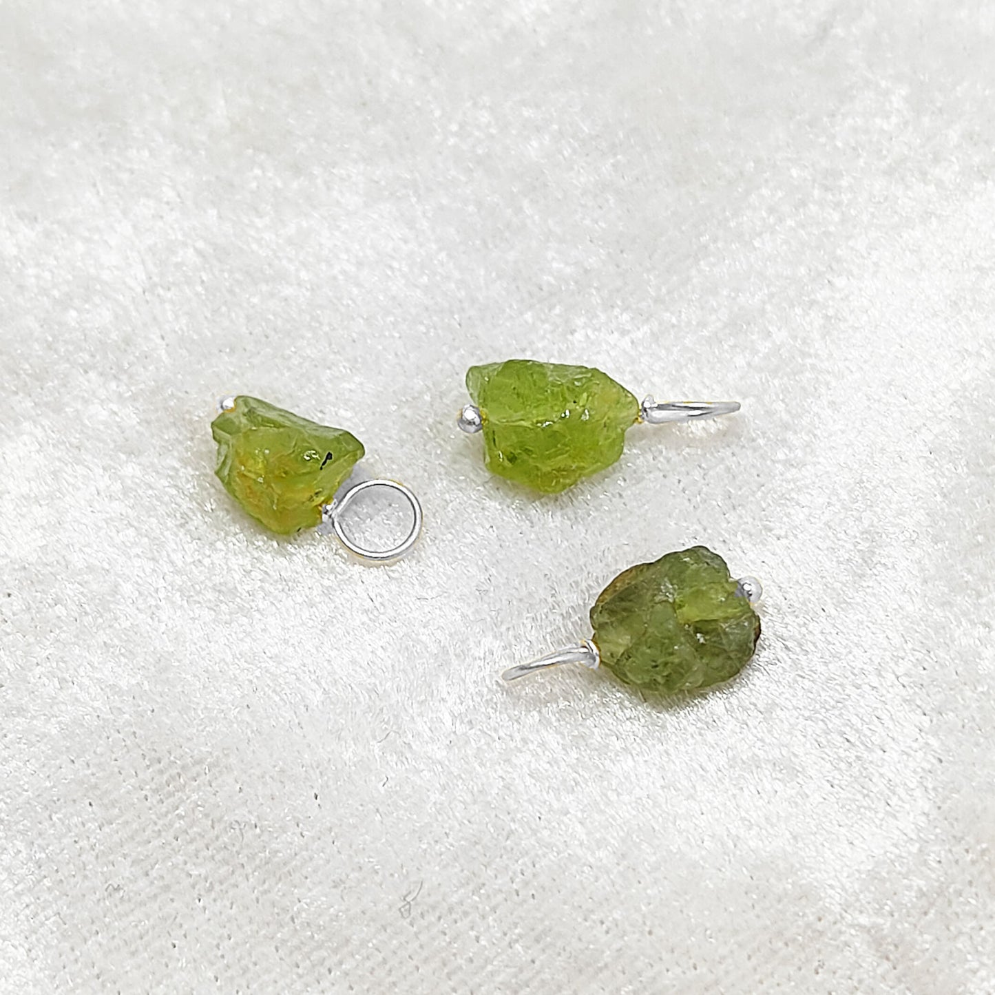 925 Sterling Silver Minimalist Peridot Pendant 7-10mm Natural August Birthstone Crystal Charm for Jewelry Designs