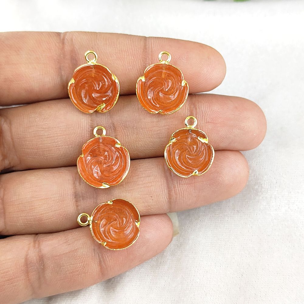 Carved Carnelian Floral Pendant – Birthstone Jewelry