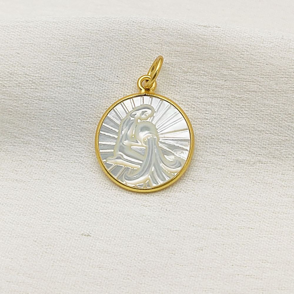 Dainty Aquarius Birthstone Necklace – Astrology Jewelry