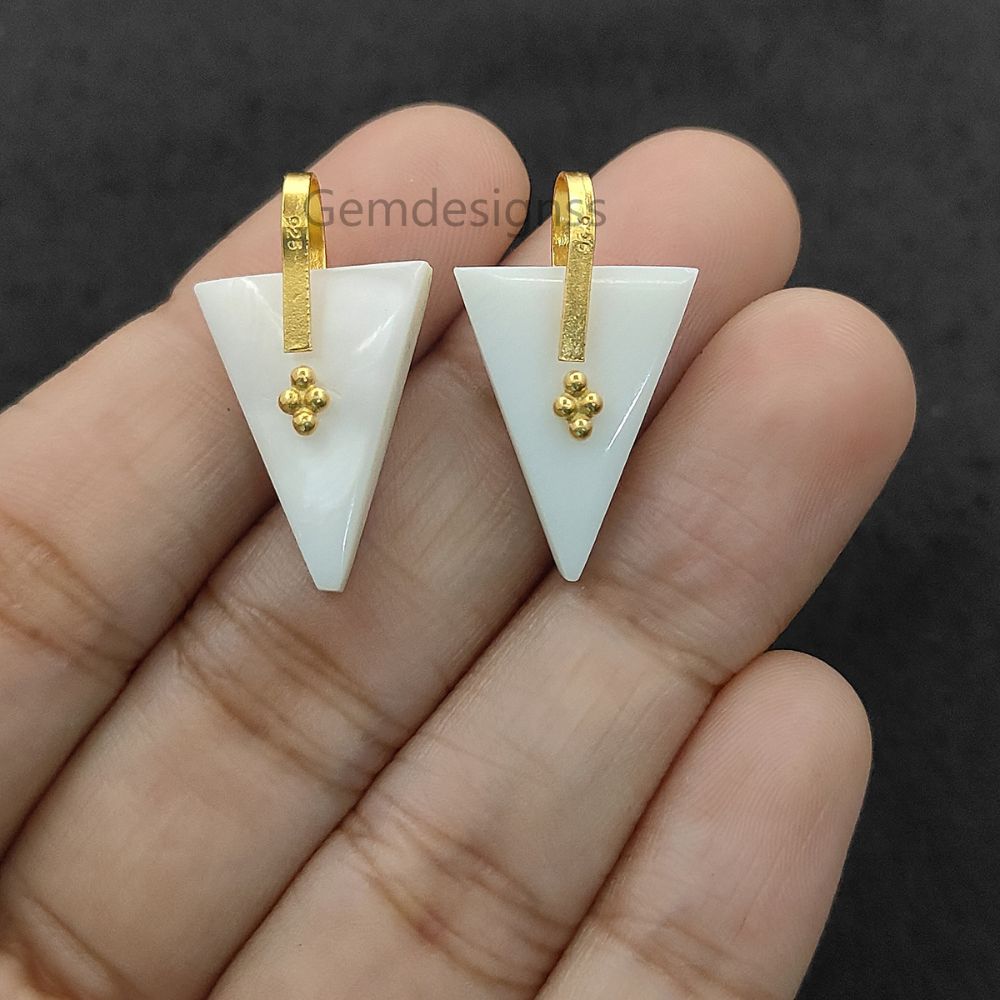 Elegant Mother of Pearl Trillion Pendant, Geometric Triangle Gemstone Charm for DIY Necklace Making
