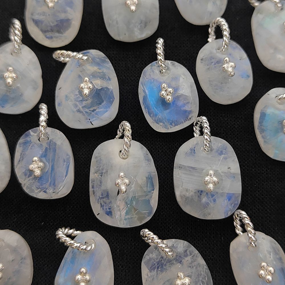 Flashy Rainbow Moonstone Pendant Charm Freeform Crystal Jewelry Supply Cluster Design Gold/Silver Plated June Birthstone Gift
