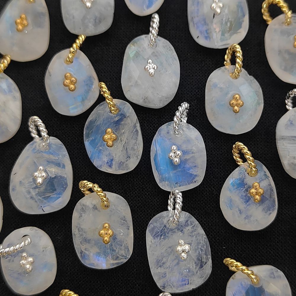 Flashy Rainbow Moonstone Pendant Charm Freeform Crystal Jewelry Supply Cluster Design Gold/Silver Plated June Birthstone Gift