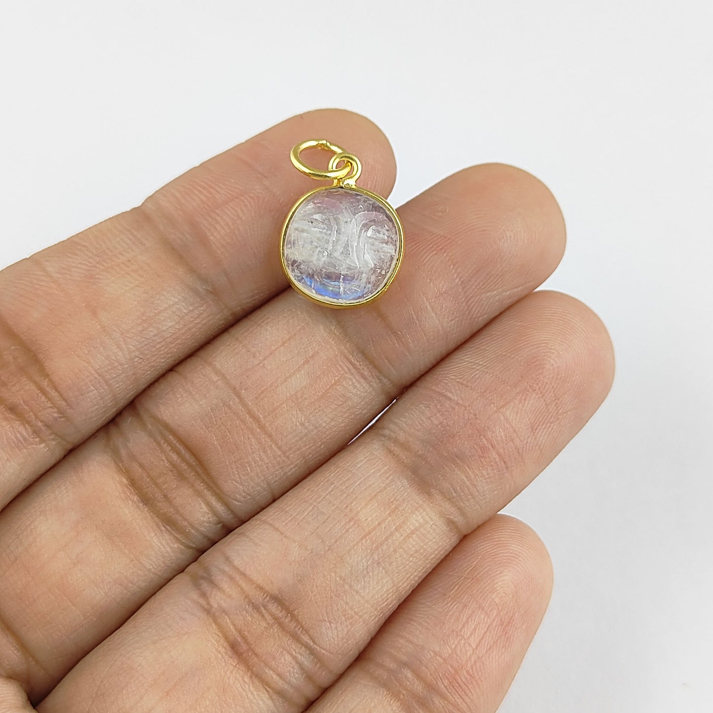 Handmade Rainbow Moonstone Moon Face Pendant Gold Plated 925 Sterling Silver Celestial Healing Crystal Necklaces – Selling Per Piece