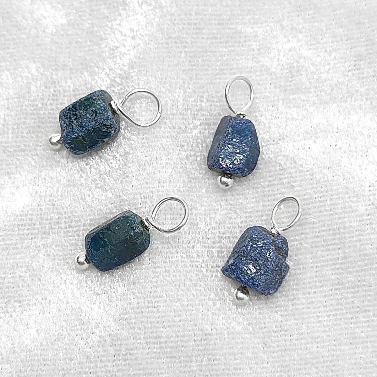 Handmade September Birthstone Sapphire Pendant 7–10mm Raw Blue Crystal Jewelry for Artisan & DIY Designs
