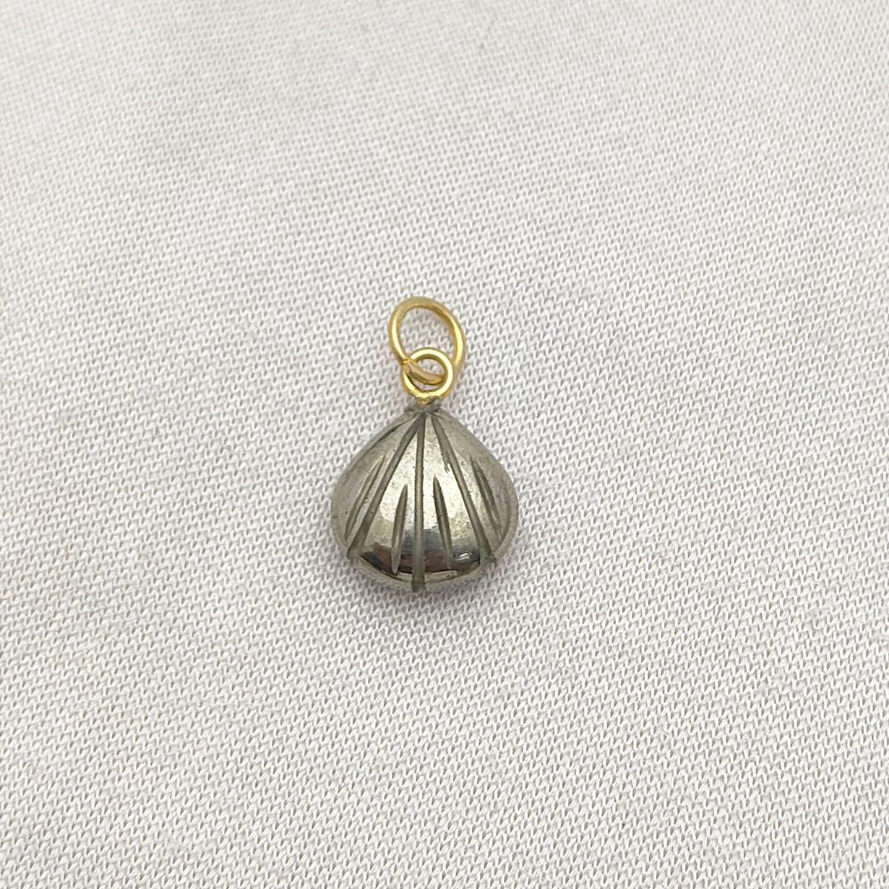 Artisan Pyrite Heart Pendant with Seashell Charm – Sterling Silver Plated Jewelry