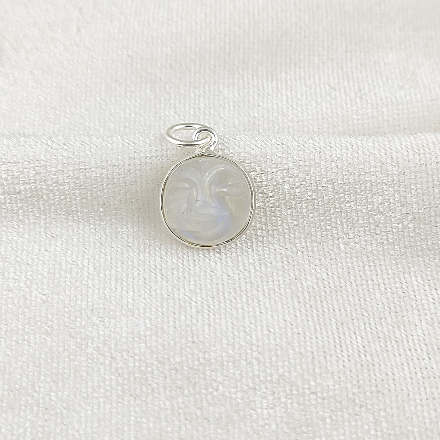 Handmade Rainbow Moonstone Moon Face Pendant Gold Plated 925 Sterling Silver Celestial Healing Crystal Necklaces – Selling Per Piece