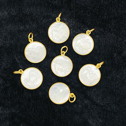 Dainty Leo Birthstone Necklace – Gold Vermeil & Pearl