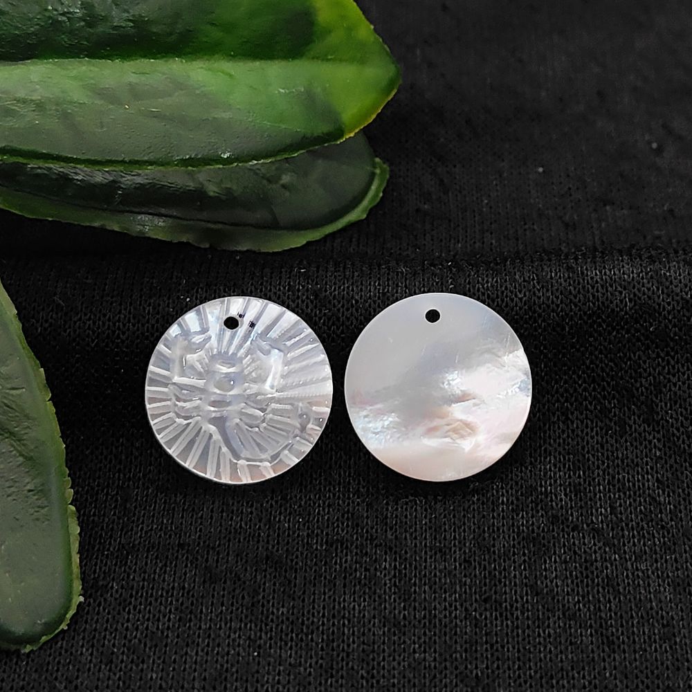 Minimalist Scorpio Zodiac Coin Charm in Mother of Pearl Engraved Astrology Shell Disc for DIY Jewelry- Selling Per Piece