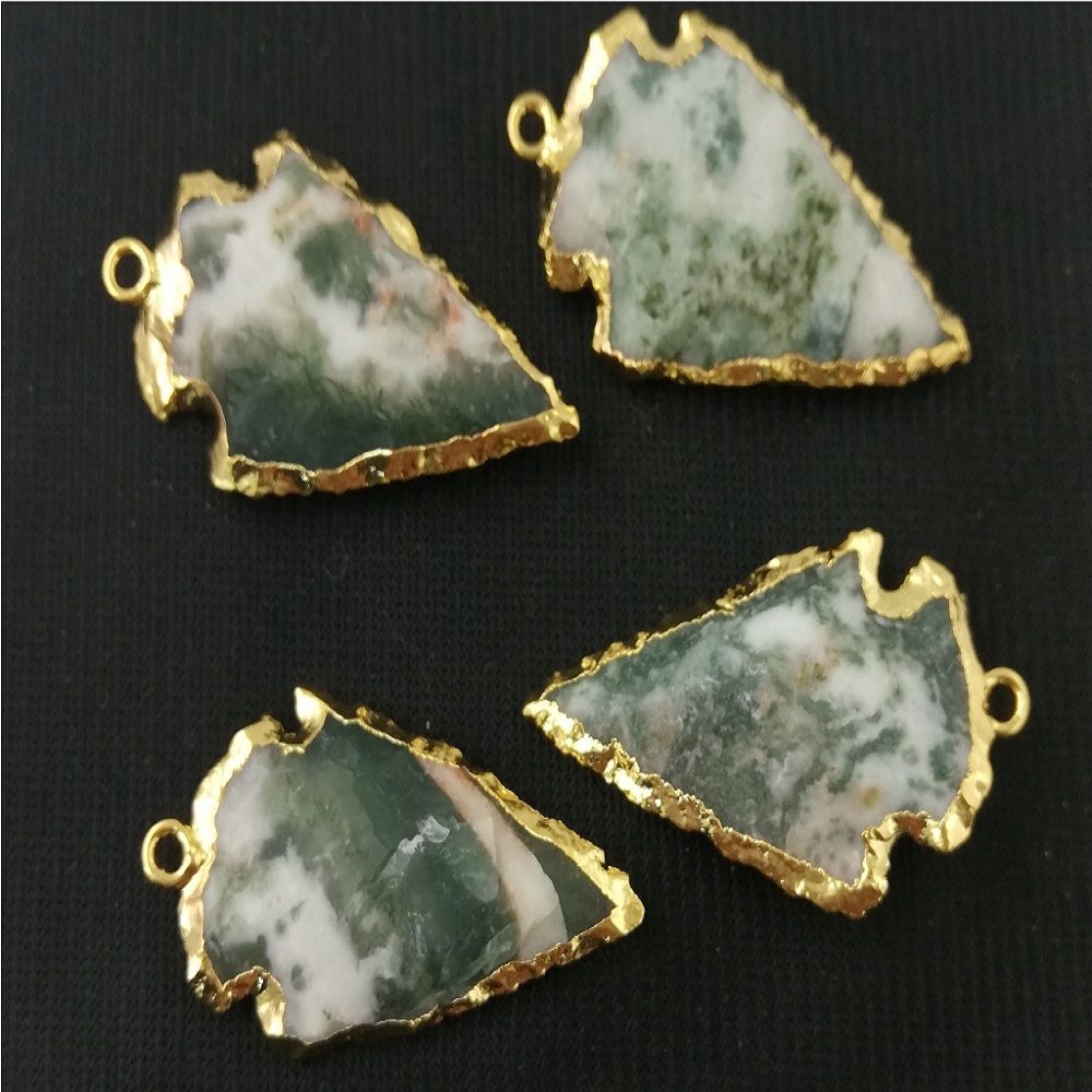 Moss Agate Pendant Necklace – Handmade Arrow-Shaped Crystal Jewelry – Perfect Healing Stone Gift for Women
