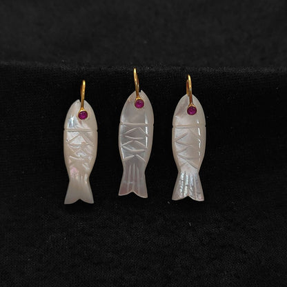 Mother of Pearl Fish Carved Pendant Inlay Gemstone in 925 Sterling Silver Lucky Animal DIY Jewelry Charm – Selling Per Piece