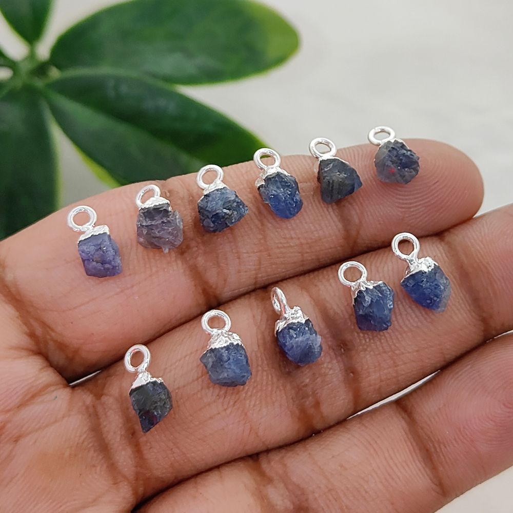 Natural Rough Blue Sapphire Crystal Charms 5–7mm Gemstone Pendants with Electroplated Cap, DIY Jewelry & Craft Supplies