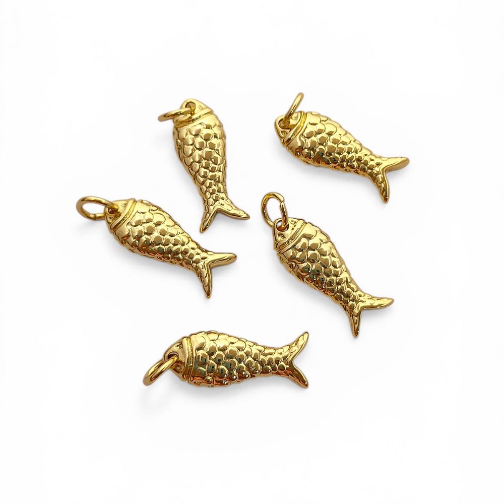 Ocean Inspired 3D Movable Fish Charm Gold Plated Waterproof Jewelry Pendant for Women- Selling Per Piece