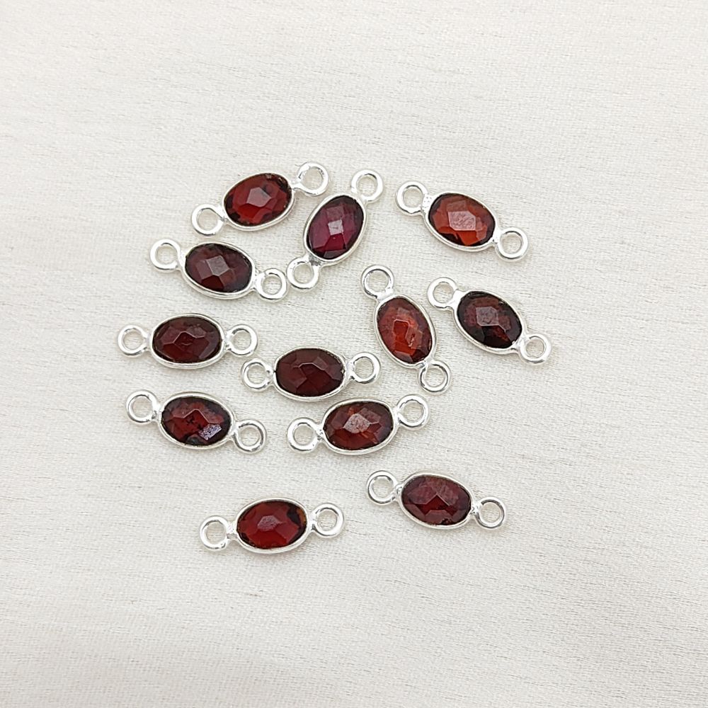Oval Garnet Connector Charm – 4x6mm Bezel Set Gemstone for DIY Jewelry