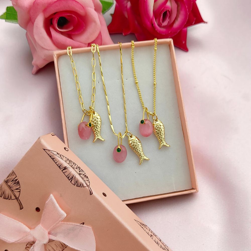 Pink Monalisa Oval Charm Necklace, Gold Lucky Fish Pendant, Boho Summer Jewelry Gift for Women