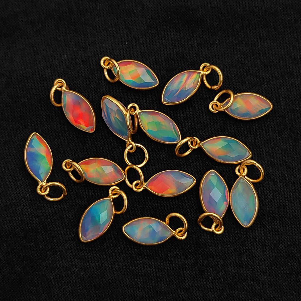 Handmade jewelry opal pendant marquise shape with gold plated 925 silver frame