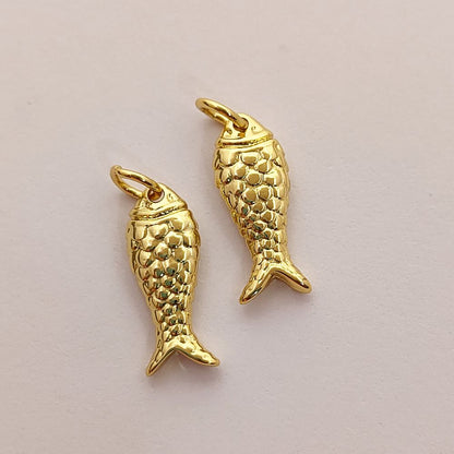 Trendy Gold Fish Pendant Charm Necklace, Anti Tarnish Gold Plated Fish Design, Ocean Inspired Jewelry Gift for Women