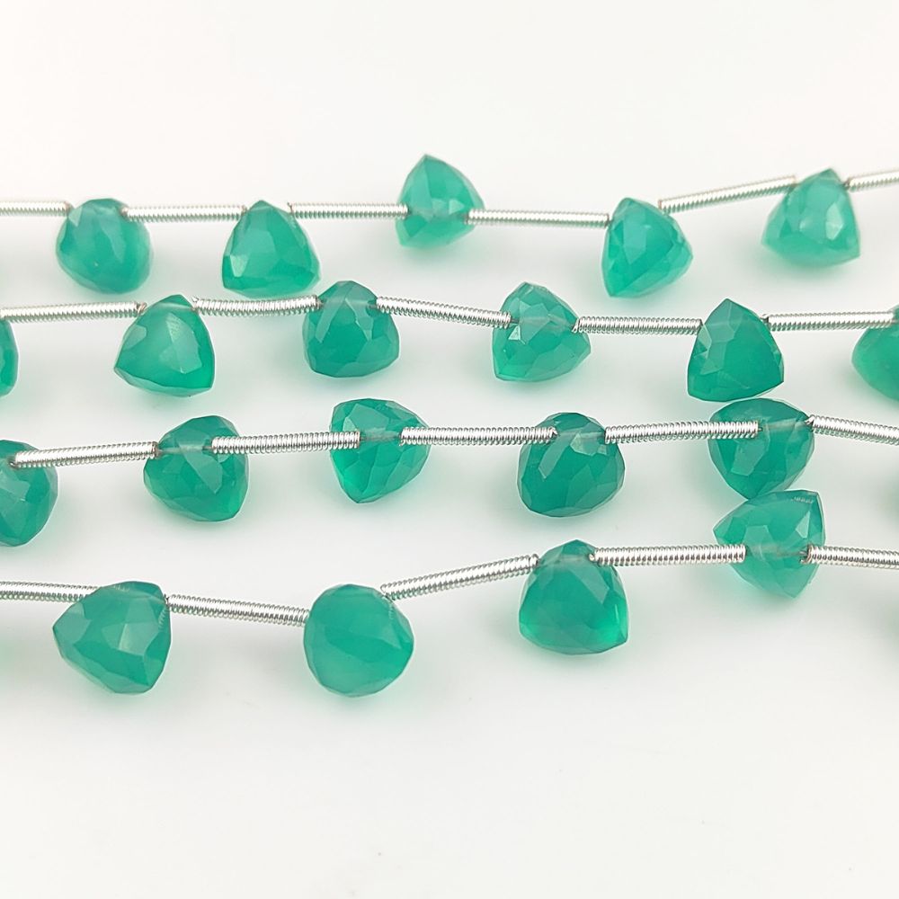 High-Quality Green Onyx Beads – Trillion Faceted Gemstones for DIY Jewelry