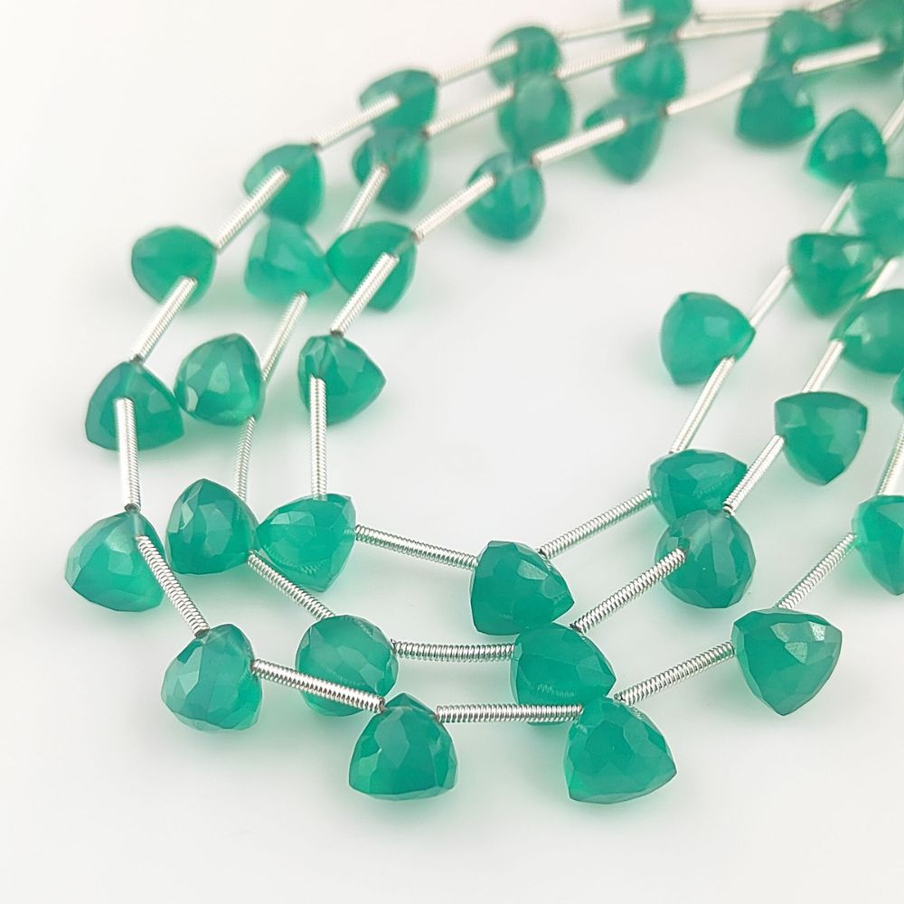Trillion Shape Green Onyx Faceted Gem Beads