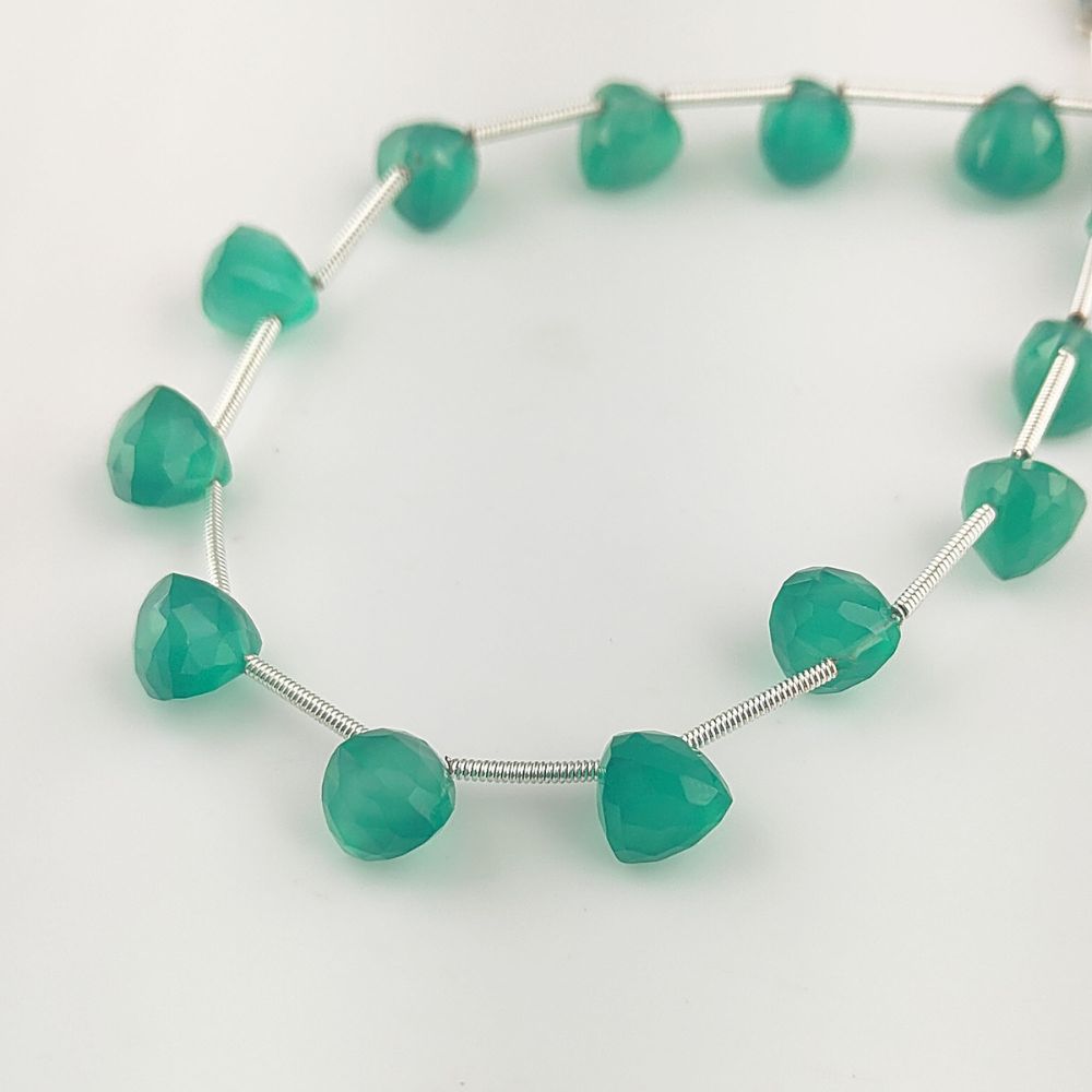 Genuine Green Onyx Beads – Trillion Shape Faceted Gemstones