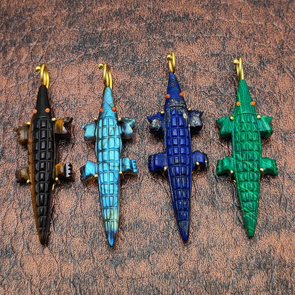 Unique Labradorite Gemstone Crocodile Pendant Hand-Carved Alligator Animal Charm Necklace Gold Plated Boho Tribal Jewelry – Selling Per Piece